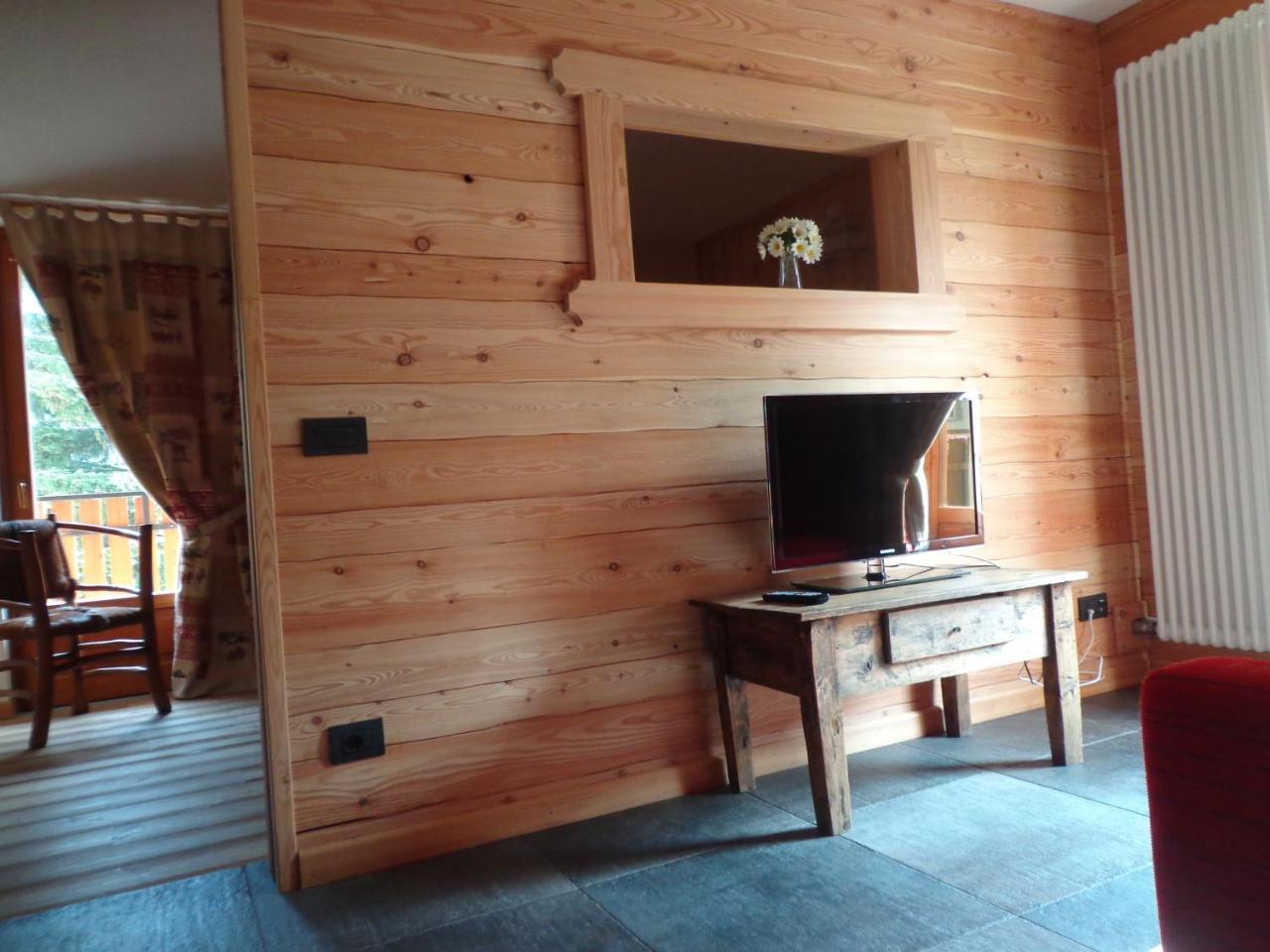 Albergo Alpenrose Ski&Bike Mountain Hotel Gressoney-Saint-Jean Exterior photo