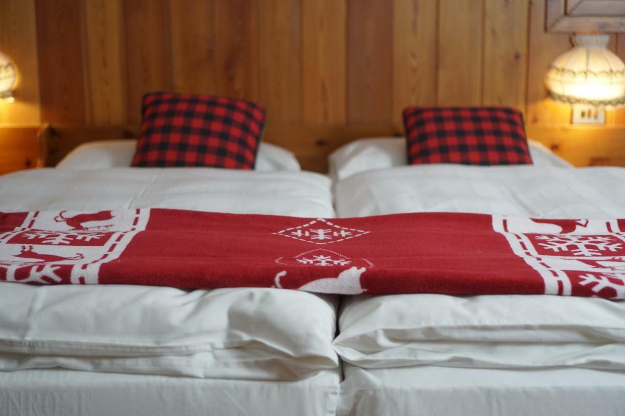 Albergo Alpenrose Ski&Bike Mountain Hotel Gressoney-Saint-Jean Exterior photo