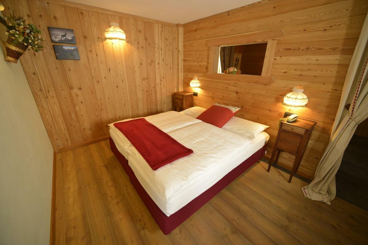Albergo Alpenrose Ski&Bike Mountain Hotel Gressoney-Saint-Jean Exterior photo