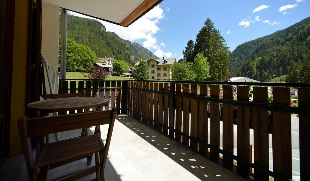Albergo Alpenrose Ski&Bike Mountain Hotel Gressoney-Saint-Jean Exterior photo